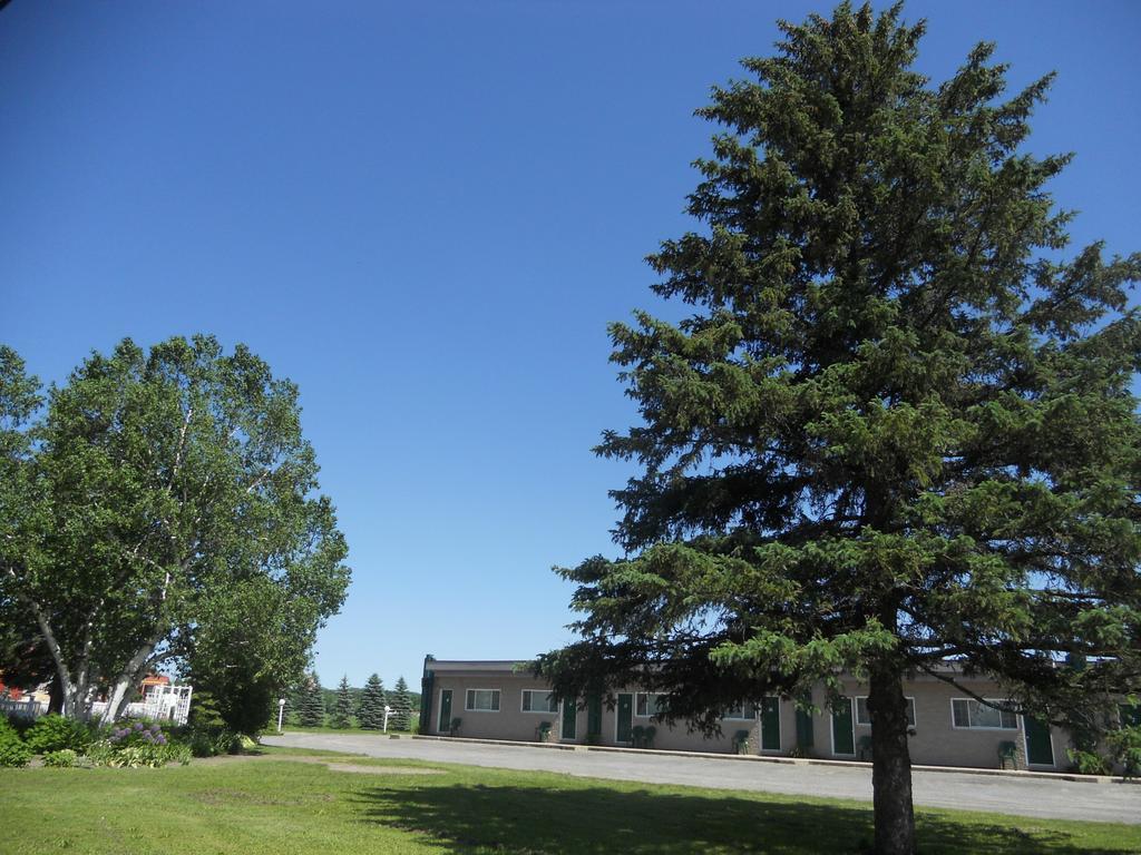 Motel Normandie Louiseville Екстериор снимка