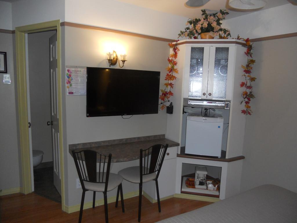 Motel Normandie Louiseville Стая снимка