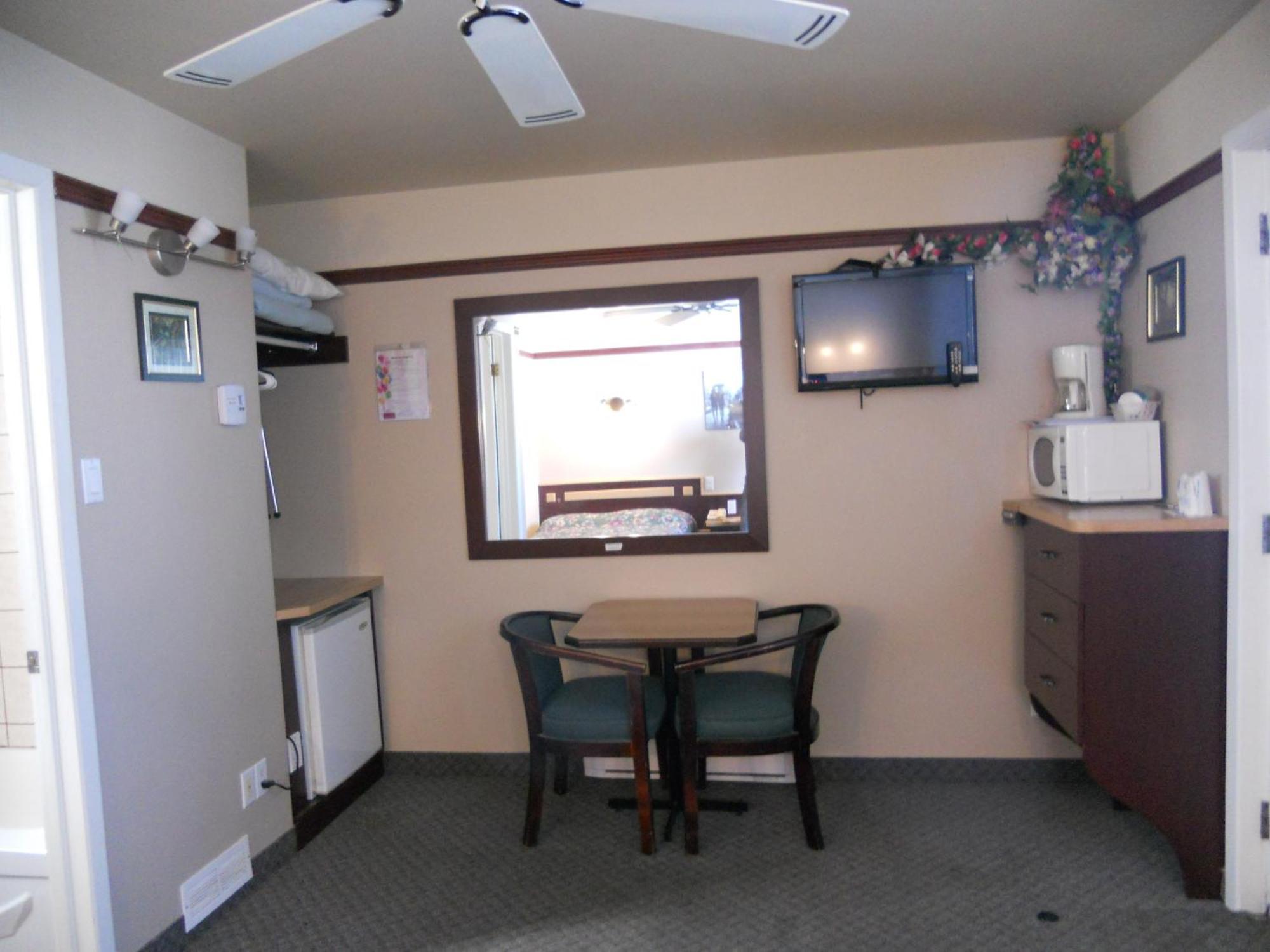 Motel Normandie Louiseville Екстериор снимка
