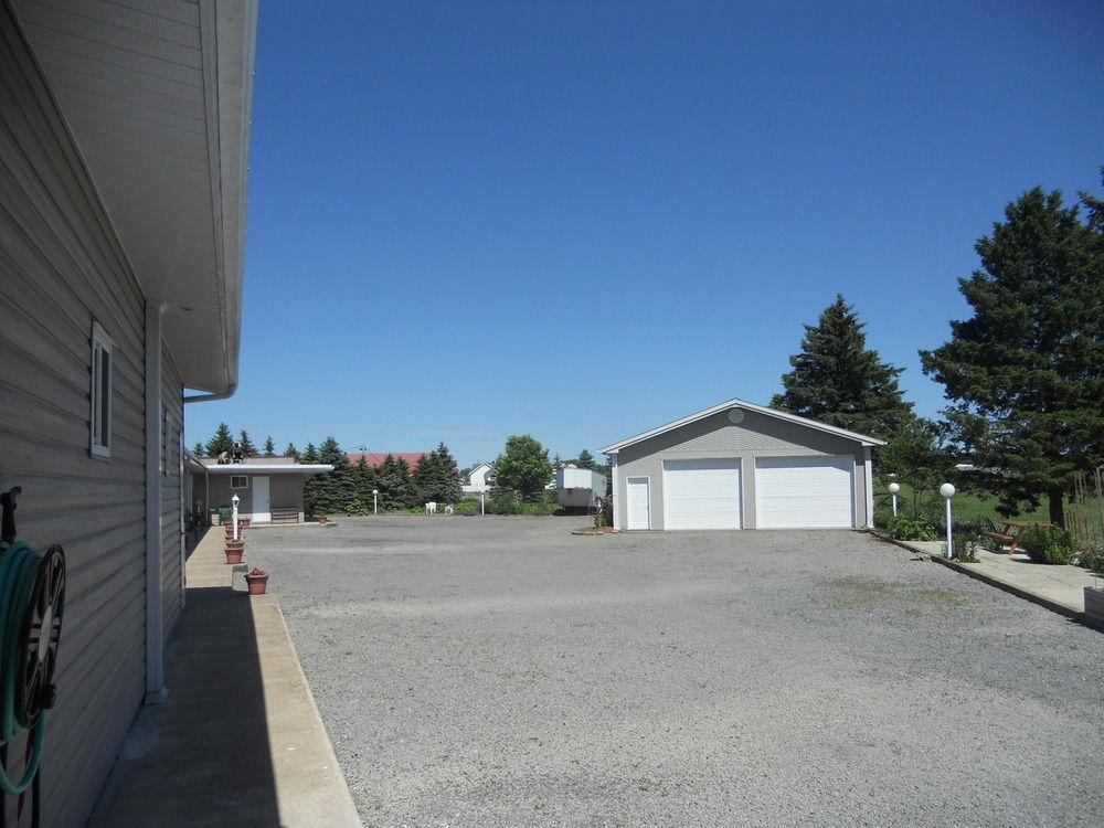 Motel Normandie Louiseville Екстериор снимка