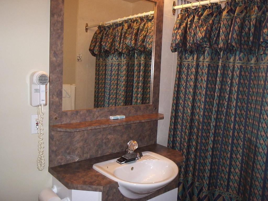 Motel Normandie Louiseville Екстериор снимка