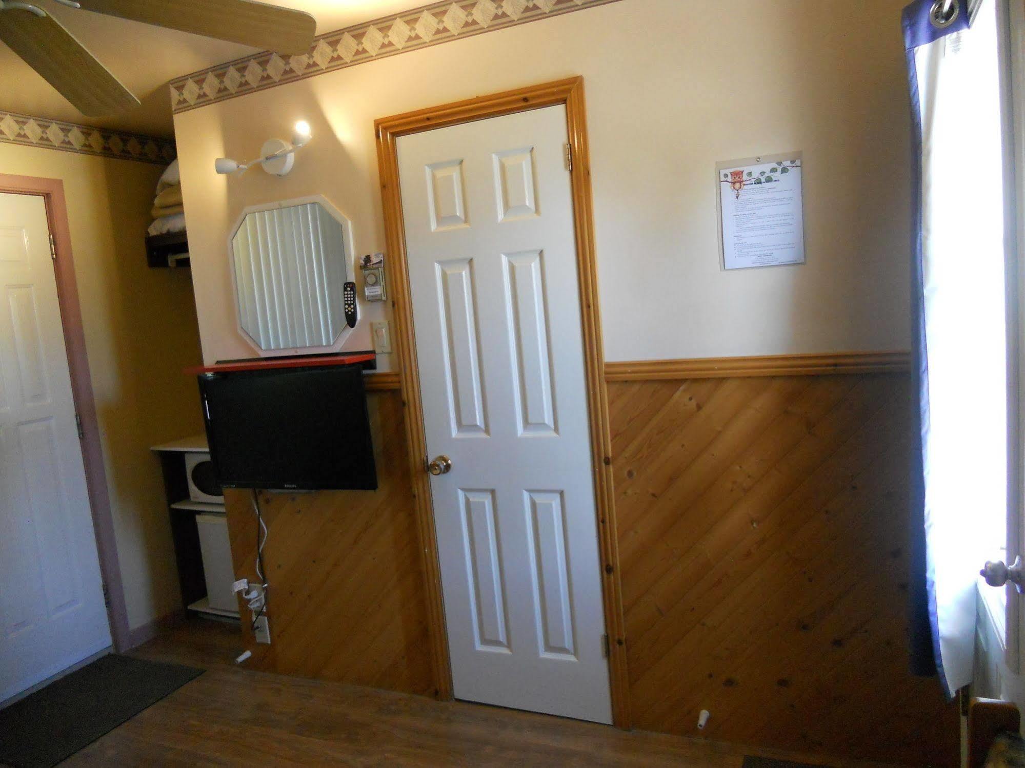 Motel Normandie Louiseville Екстериор снимка