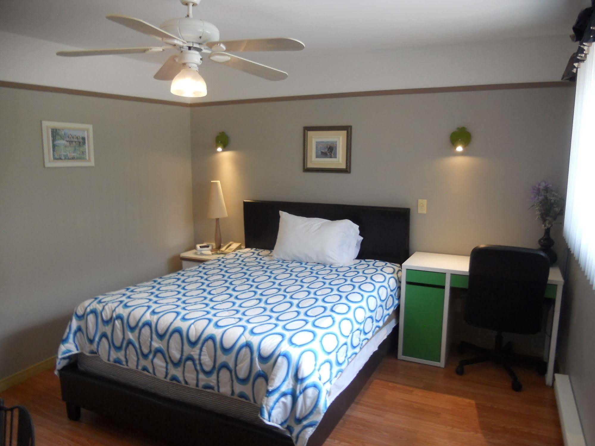 Motel Normandie Louiseville Екстериор снимка